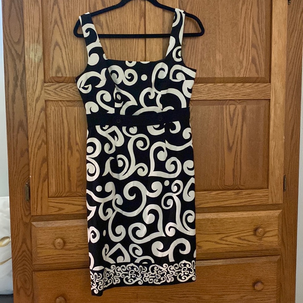 Black/White Dress